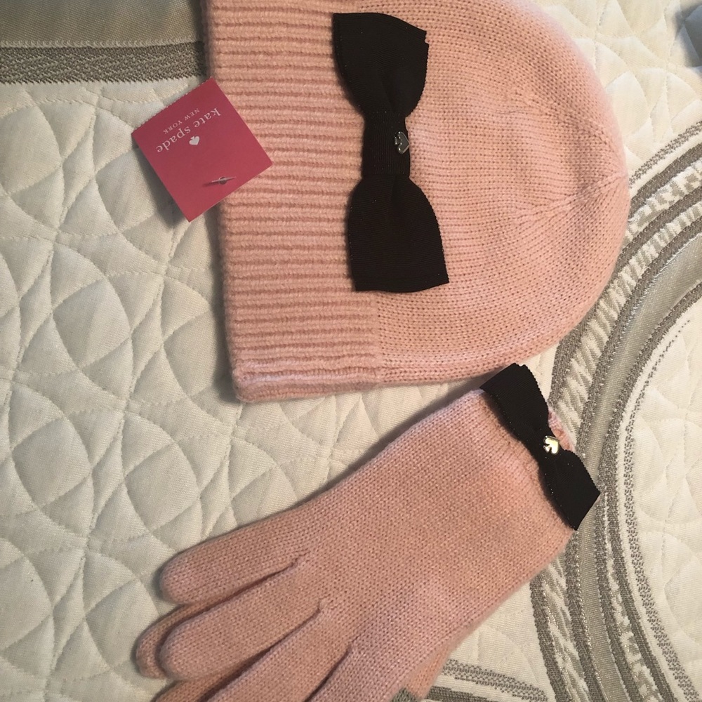 Kate spade hat and gloves